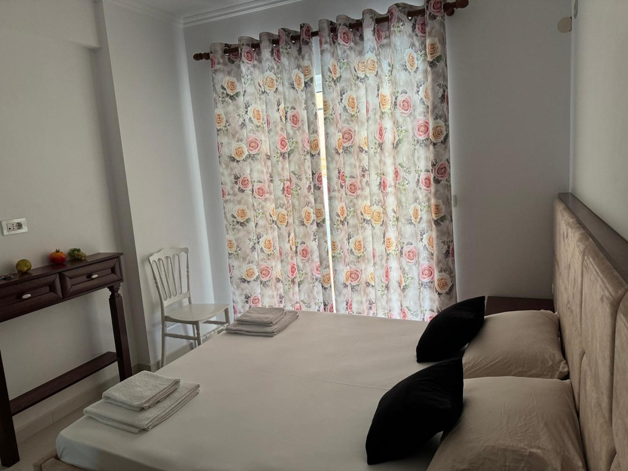 Daisy Apartment Sarande